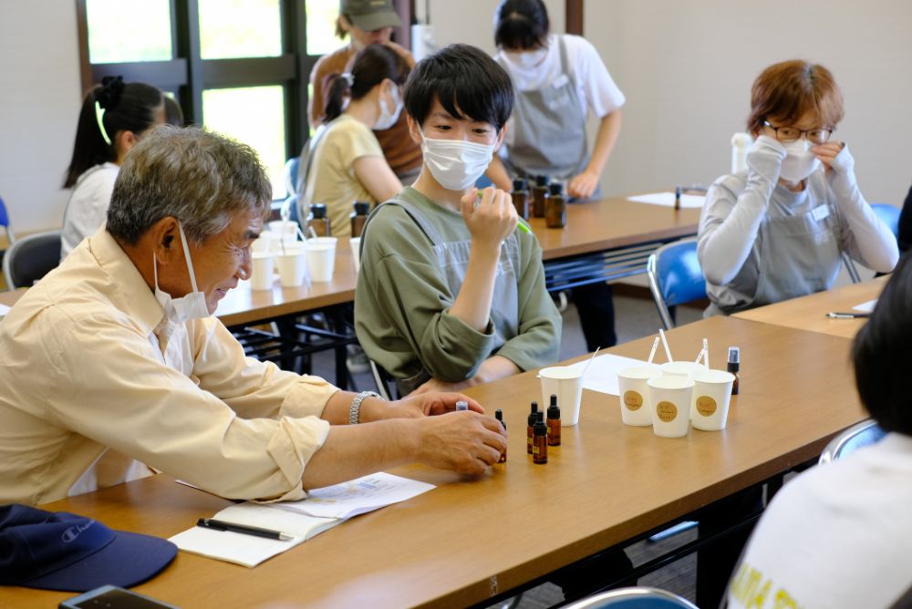 花や自然をもっと好きになるスタッフ向け研修を実施中！