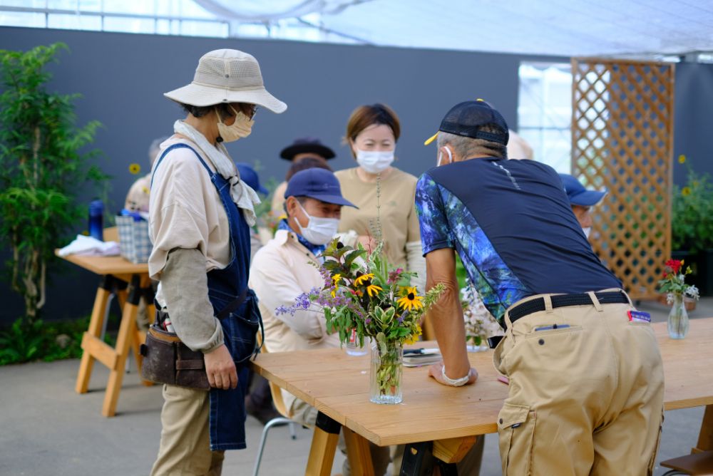 花や自然をもっと好きになるスタッフ向け研修を実施中！