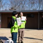 河津桜が見頃を迎える今週末に開催！「森の役立つ植物たちを巡る散策ツアー」